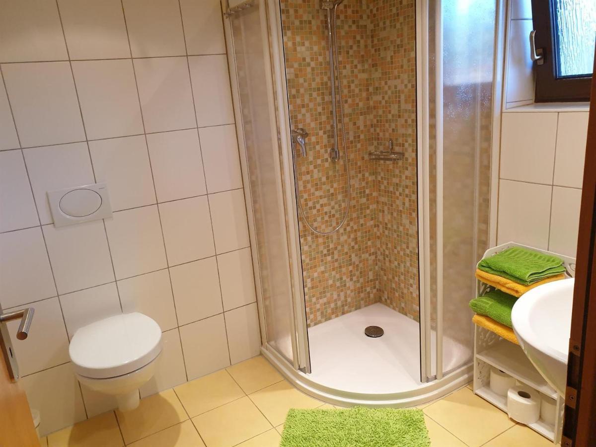 Ferienwohnung Huegelhaus Plutscheid Ngoại thất bức ảnh
